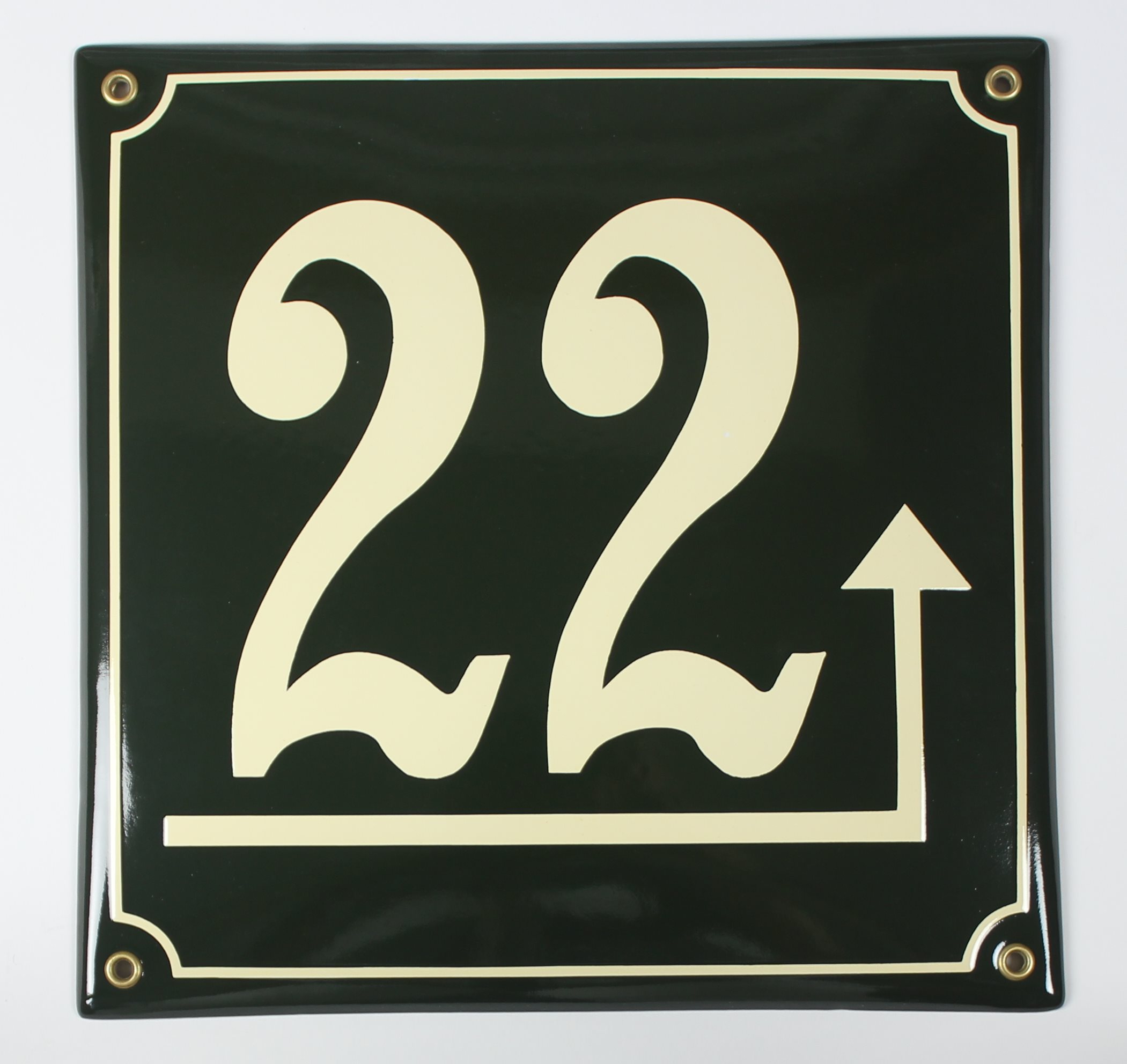 22-Pfeil Hausnummernschild 22 dunkelgrün Pfeil rechts 25x25 cm Emailleschild