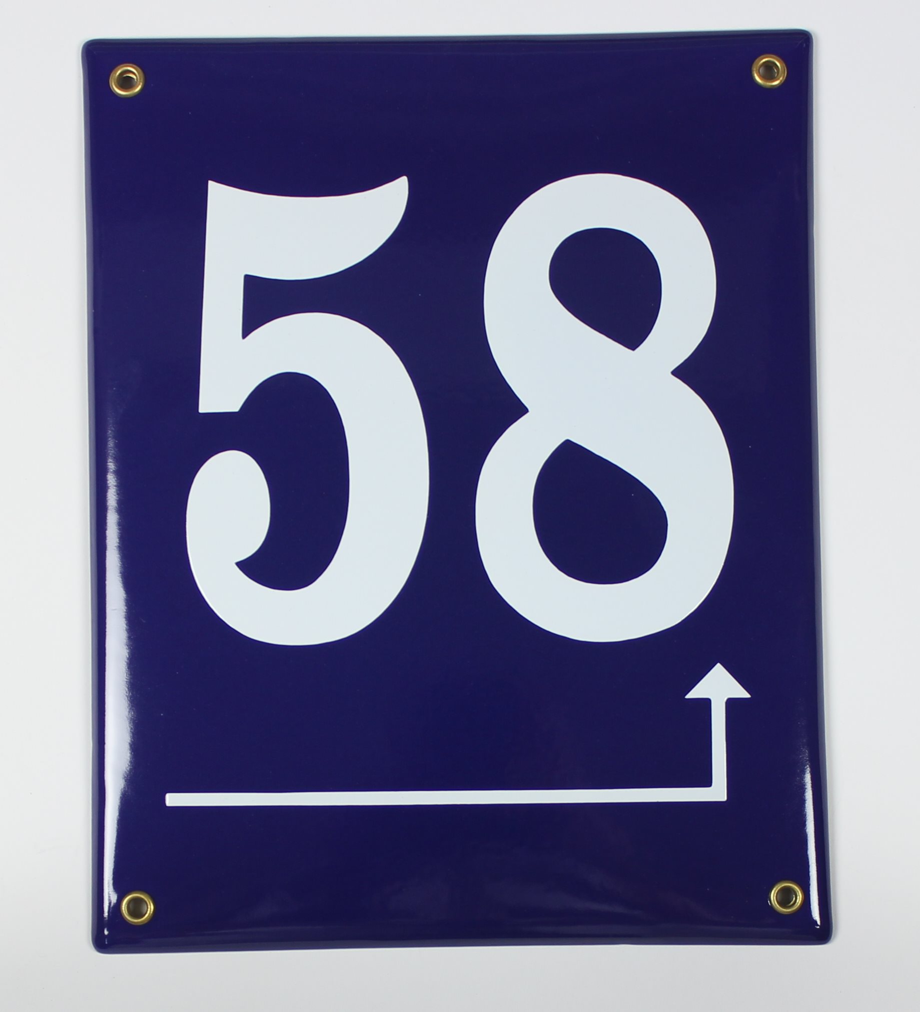 58-pfeil-mhs-dunkelblau Hausnummernschild 58 Pfeil rechts um die Ecke blau 25x20 cm Emailleschild