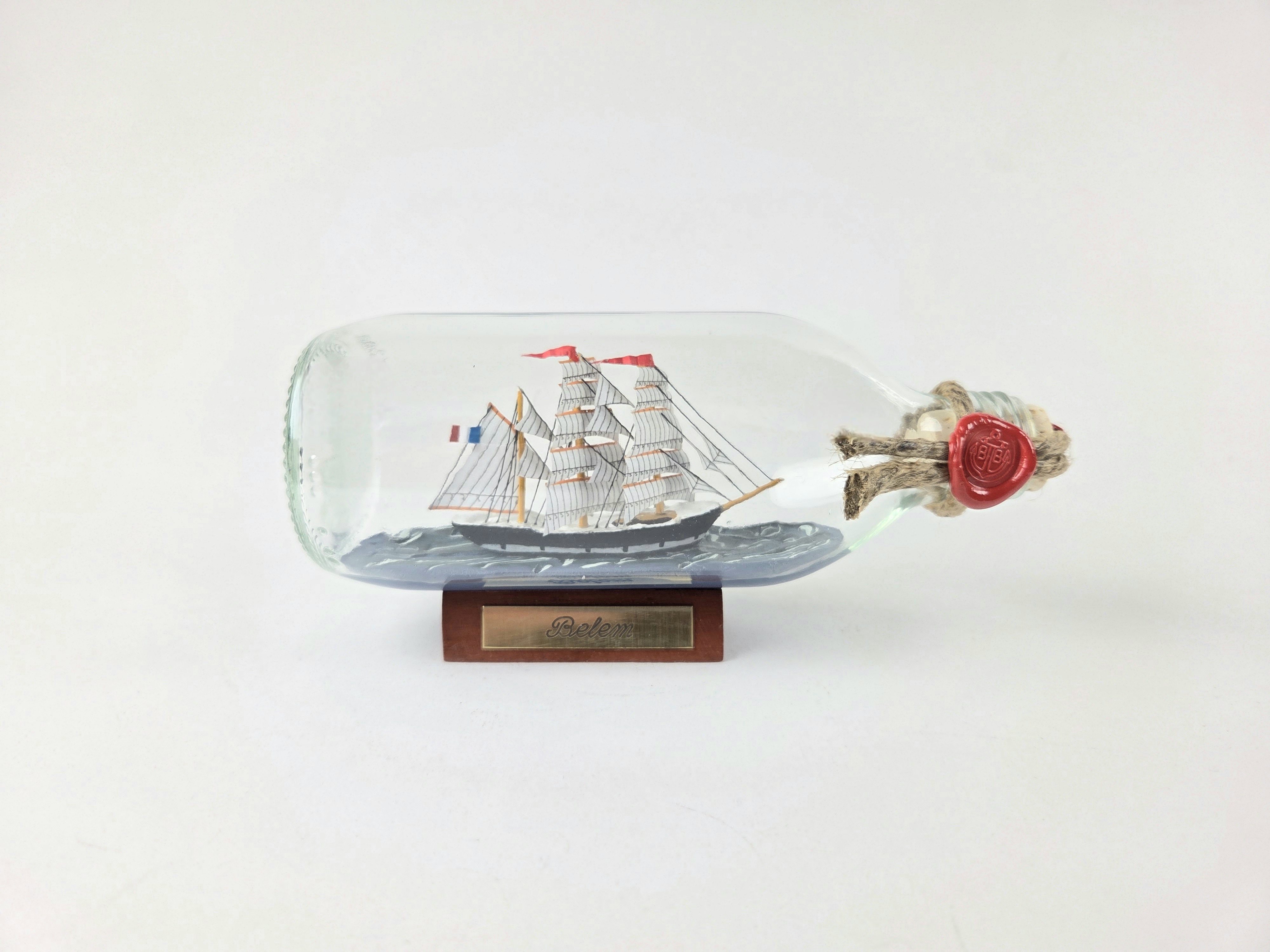 Belem Frankreich runde Flasche 0,3 Liter Buddelschiff Flaschenschiff