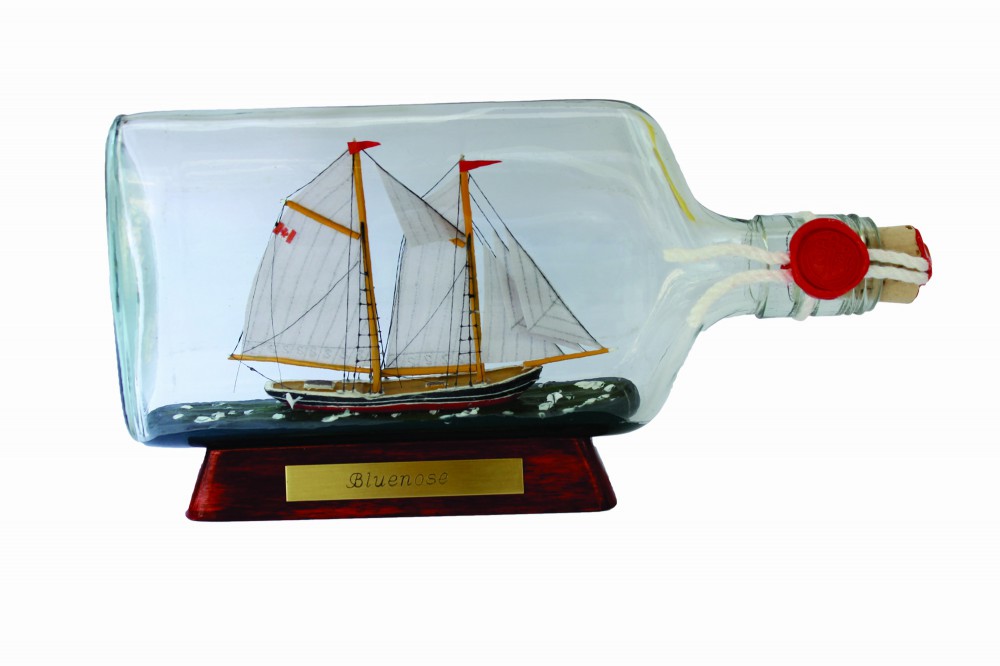 phs059-2000 Bluenose Kanada Flachmann Buddelschiff 0,375 Liter ca. 21x9 cm Buddelschiff Museumsqualität