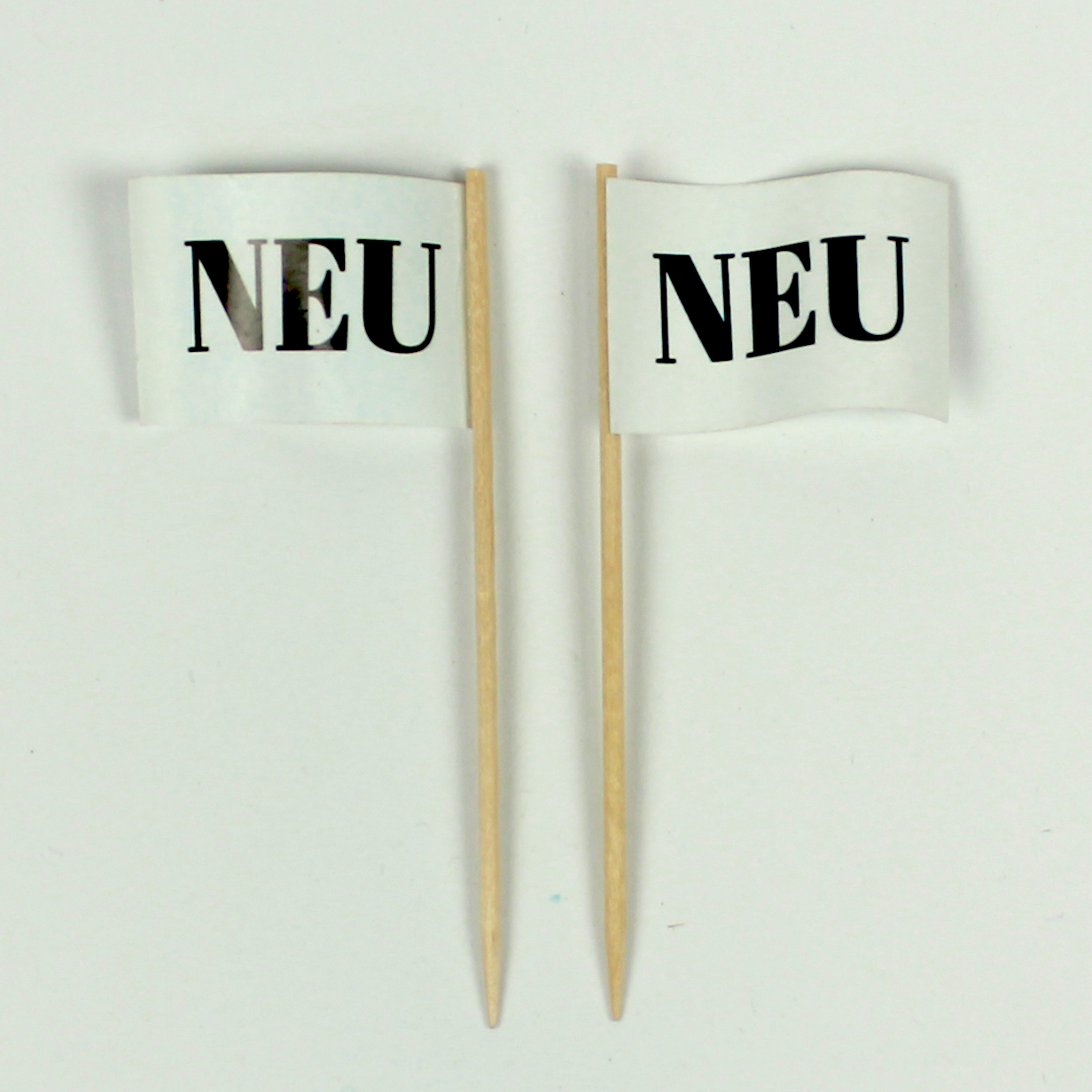 NEU-schwarz-weiss Party Picker NEU Papierfähnchen Papierfähnchen in Spitzenqualität 50 Stück Beutel