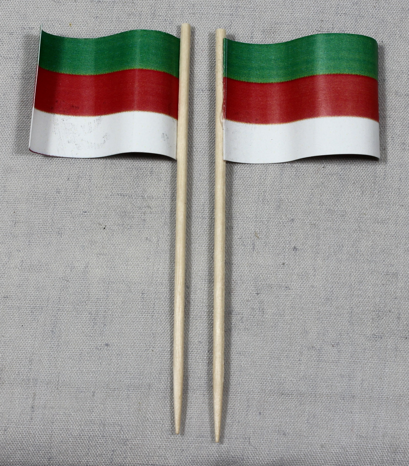 Party-Picker Flagge Helgoland Papierfähnchen in Spitzenqualität 50 Stück Beutel
