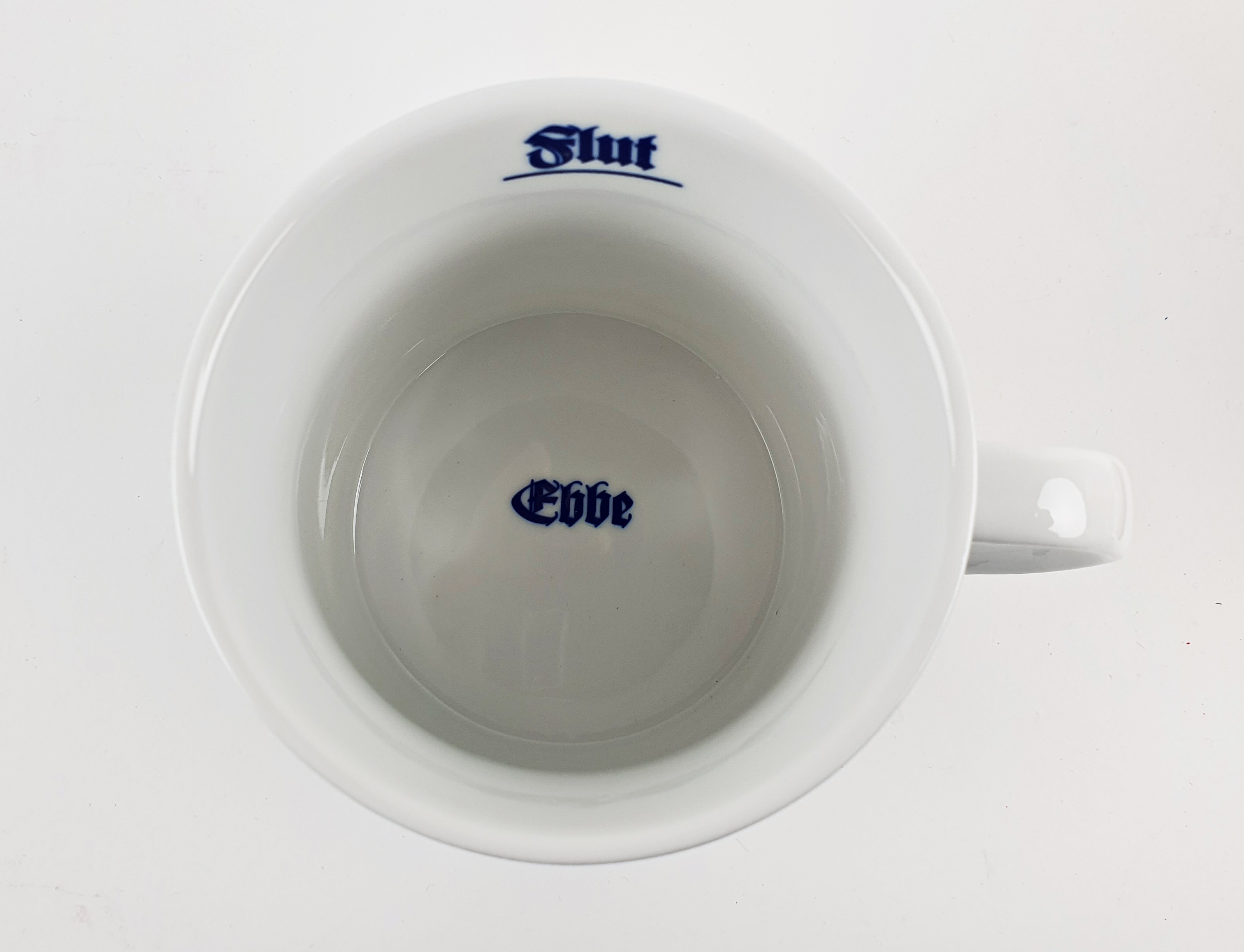 Becher-nix-fuer-luette-innen