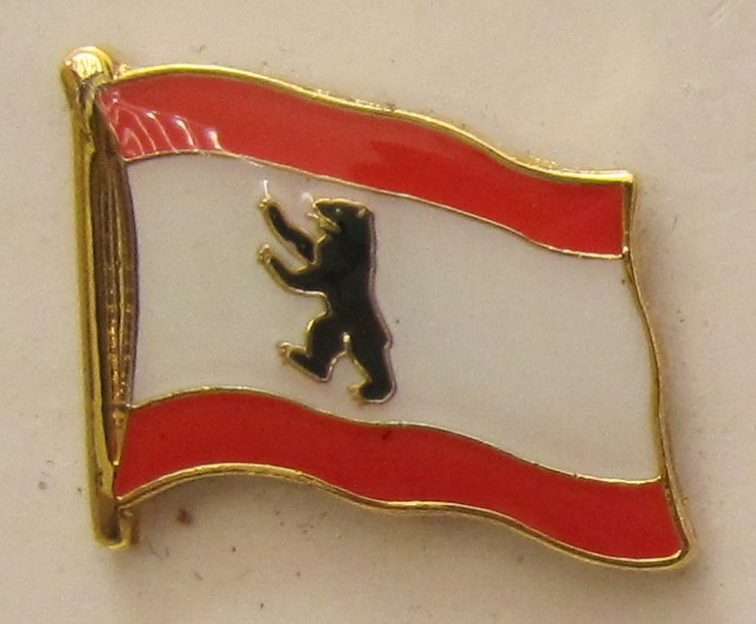 pin_flagge_berlin