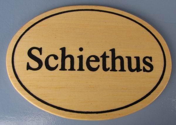 Ovales Holz - Türschild Schiethus 7x10 cm helles Holzschild