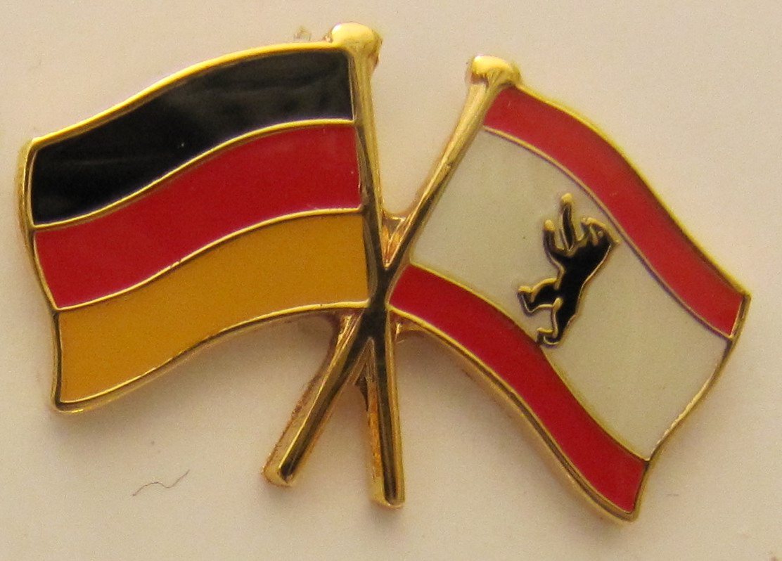 freundschafts_pin_flaggen_deutschland_berlin Berlin / Deutschland Freundschafts Pin Anstecker Flagge Fahne Nationalflagge
