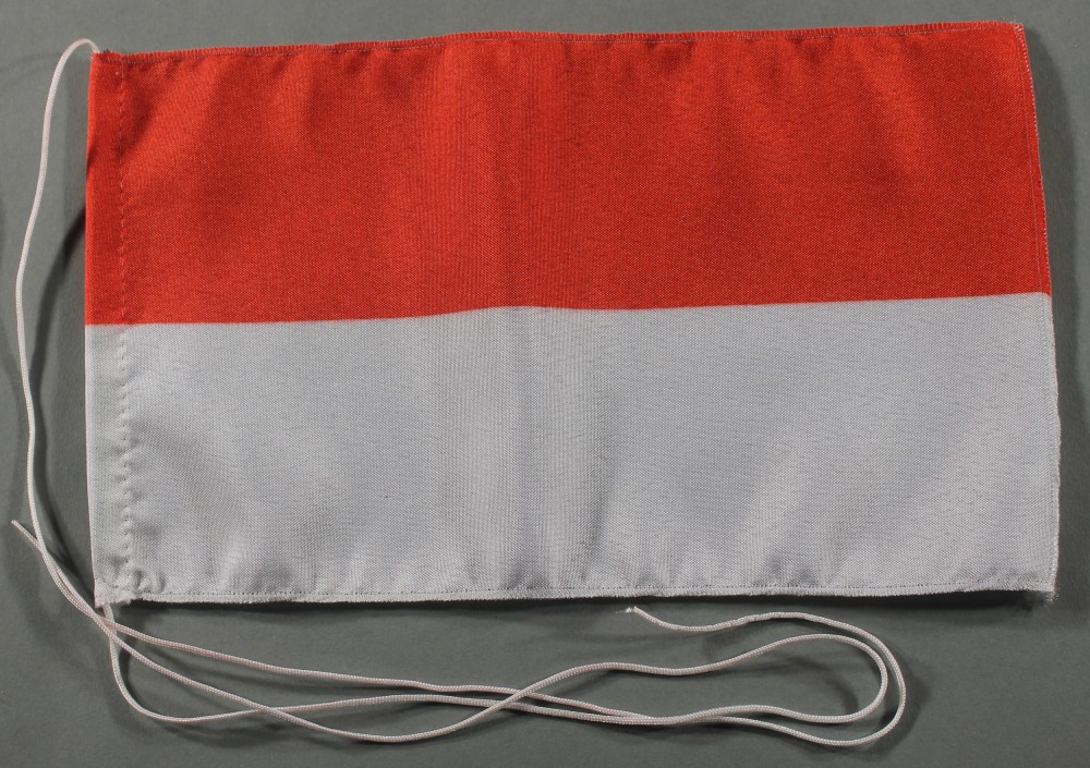 Tischflagge Monaco Monte Carlo 25x15 cm optional mit Holz- oder Chromständer Tischfahne Tischfähnche