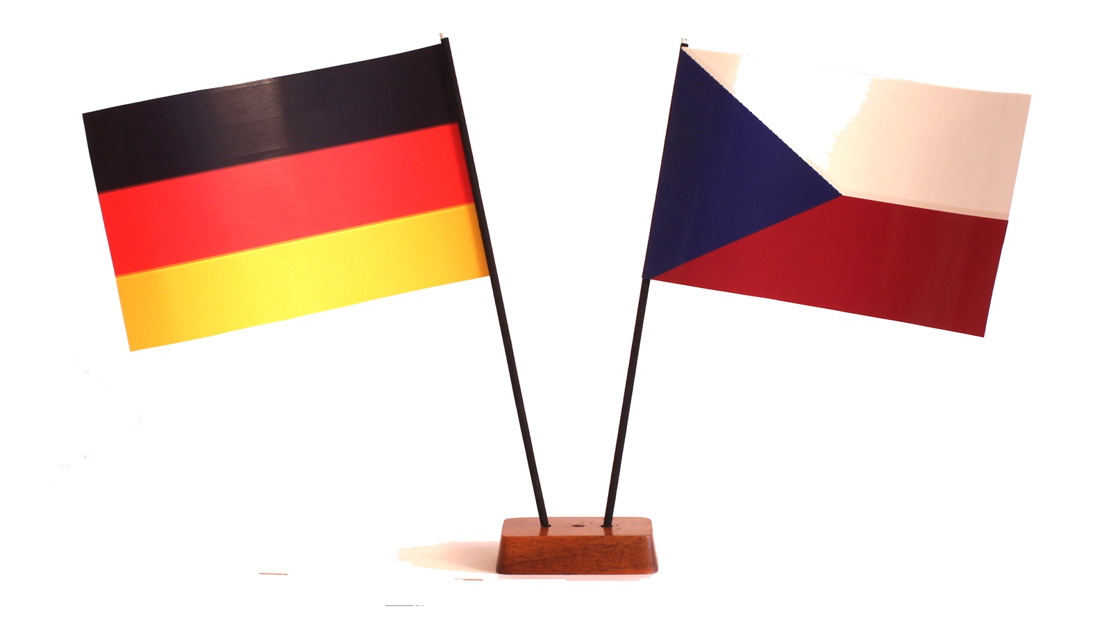 9x14-tschechien-deutschland Mini Tischflagge Tschechien 9x14 cm Höhe 20 cm mit Gratis-Bonusflagge und Holzsockel Tischfähnchen