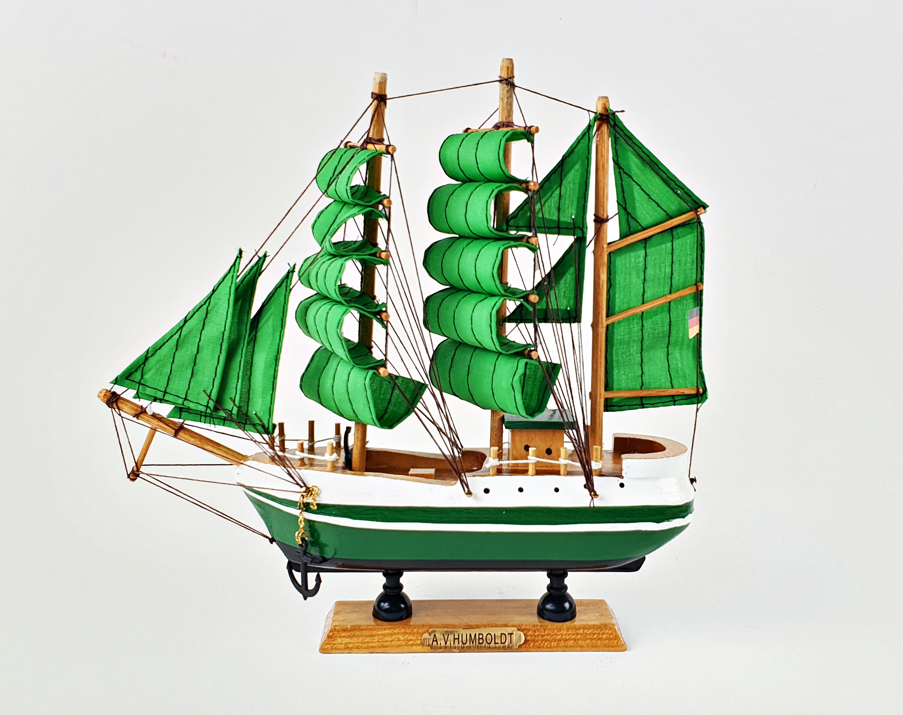 Schiffsmodell Alexander von Humboldt 24cm Schiffsmodell Alexander von Humboldt 24cm