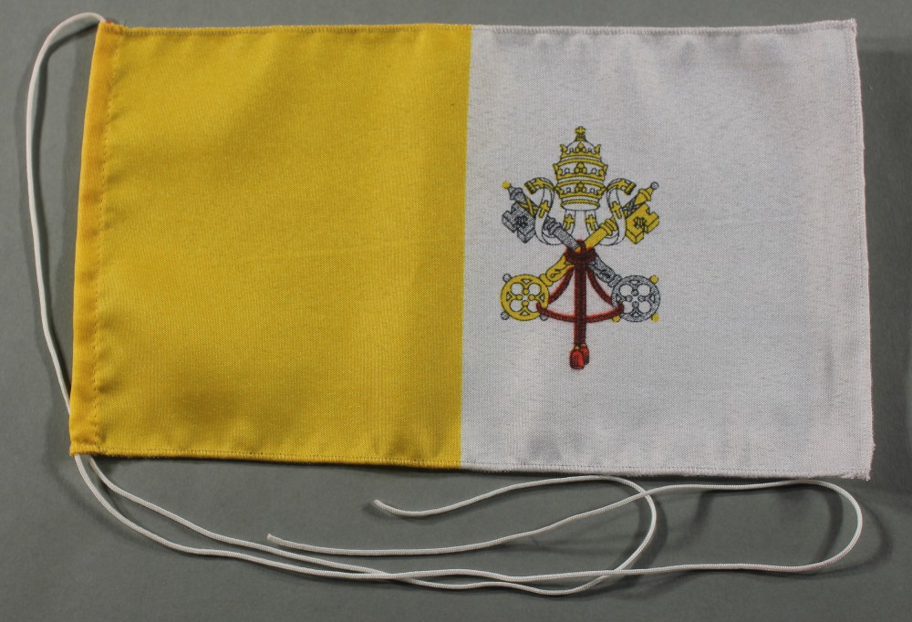 969tischfahne-vatikan