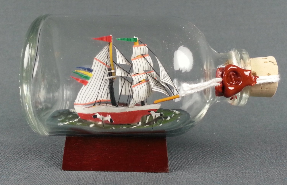 phs002b Brigantine DARLING Mini Buddelschiff 50 ml ca. 7,2 x 4,5 cm Flaschenschiff