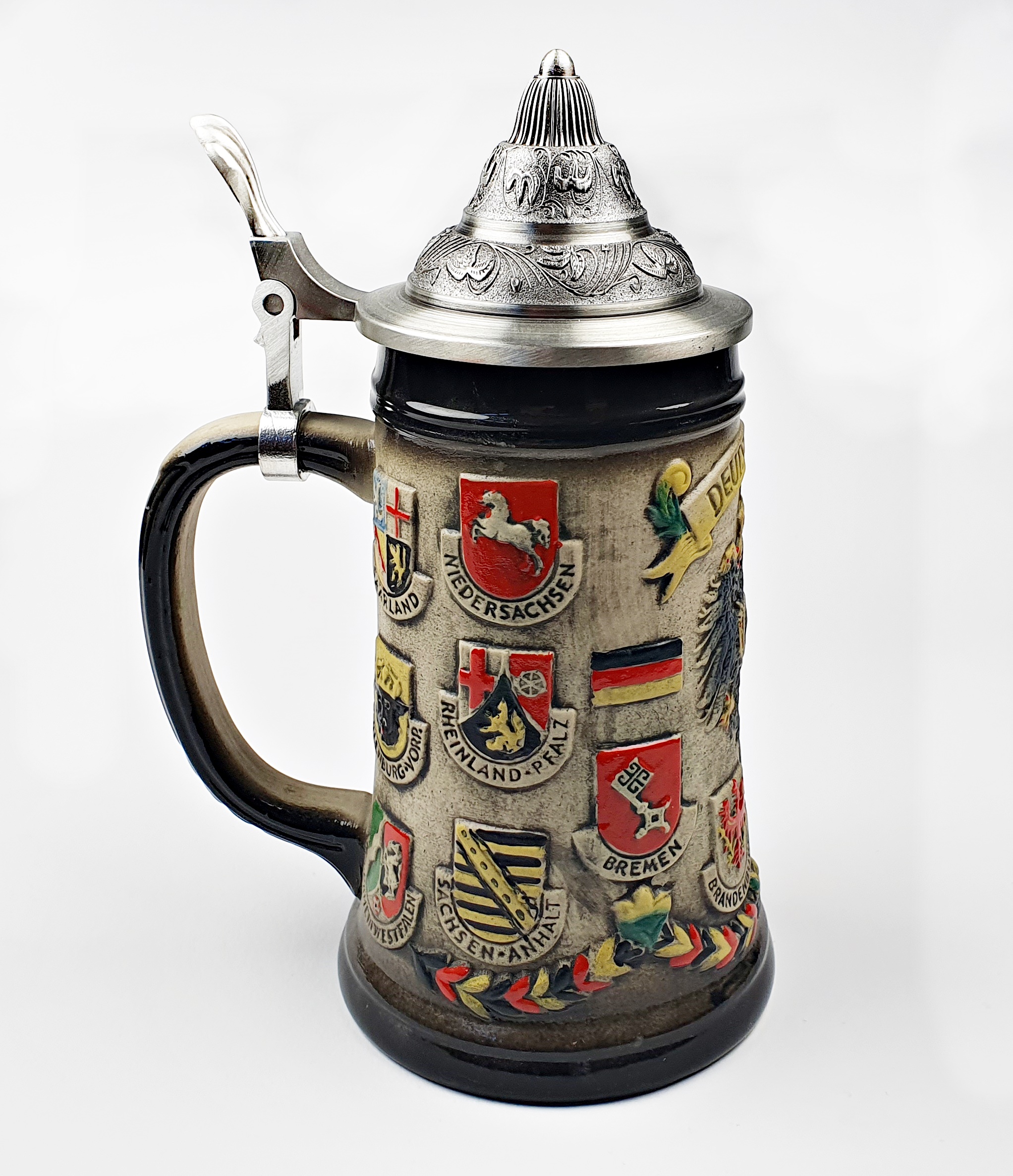 bierkrug-deuzschland-rustikal-links