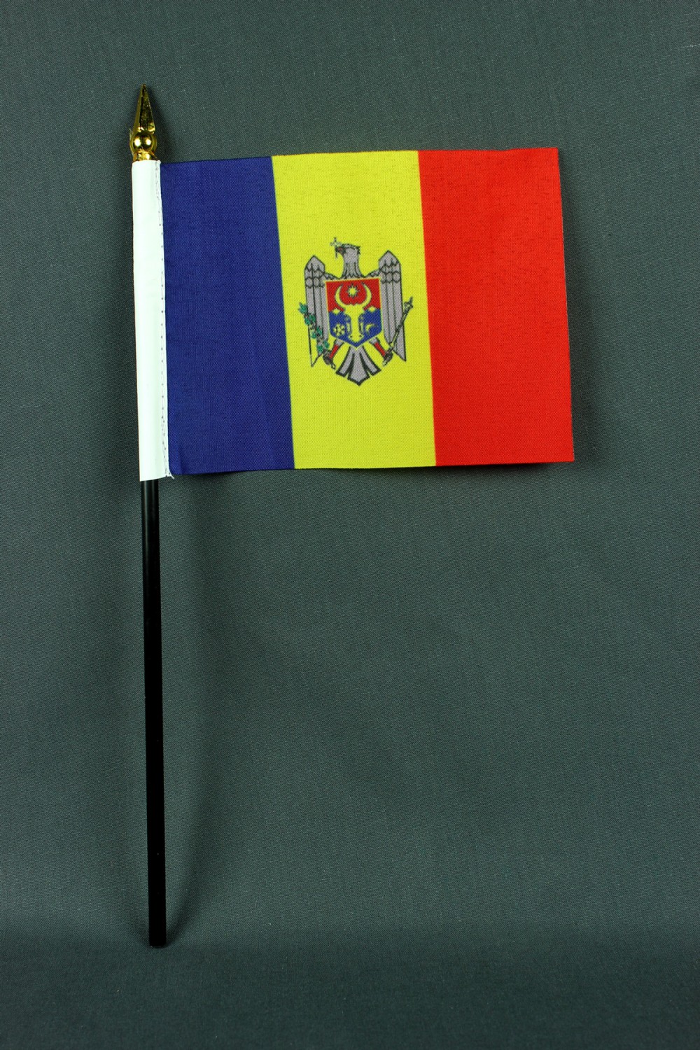 Kleine Tischflagge Moldawien 10x15 cm optional mit Tischfähnchenständer