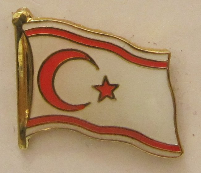 Pin Anstecker Flagge Fahne Nord Zypern Nordzypern