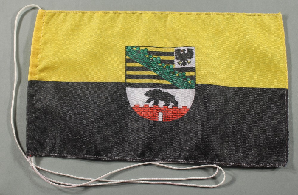 Tischflagge Sachsen Anhalt 25x15 cm optional mit Holz- oder Chromständer Tischfahne Tischfähnchen