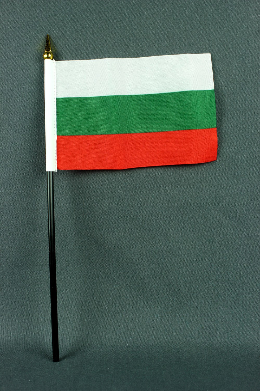 tischfahne-bulgarien Kleine Tischflagge Bulgarien 10x15 cm optional mit Tischfähnchenständer