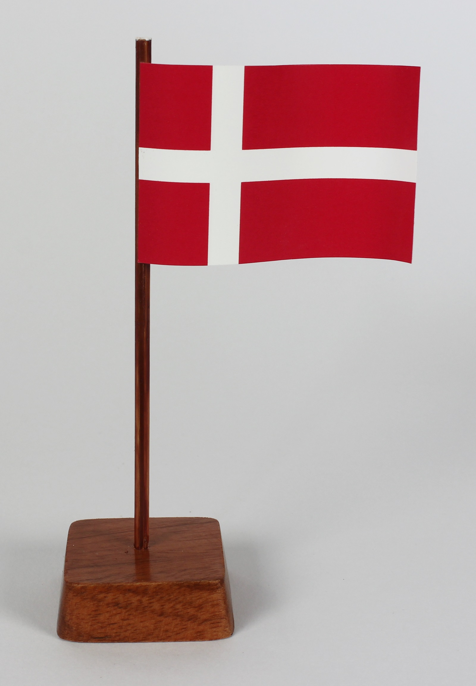 mini-tischflagge-daenemark-v Mini Tischflagge Dänemark Höhe 13 cm Tischfähnchen
