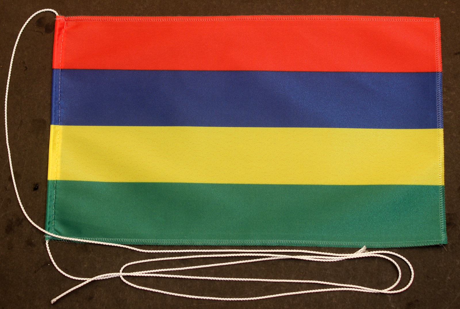 tischfahne-mauritius596e760cebb85