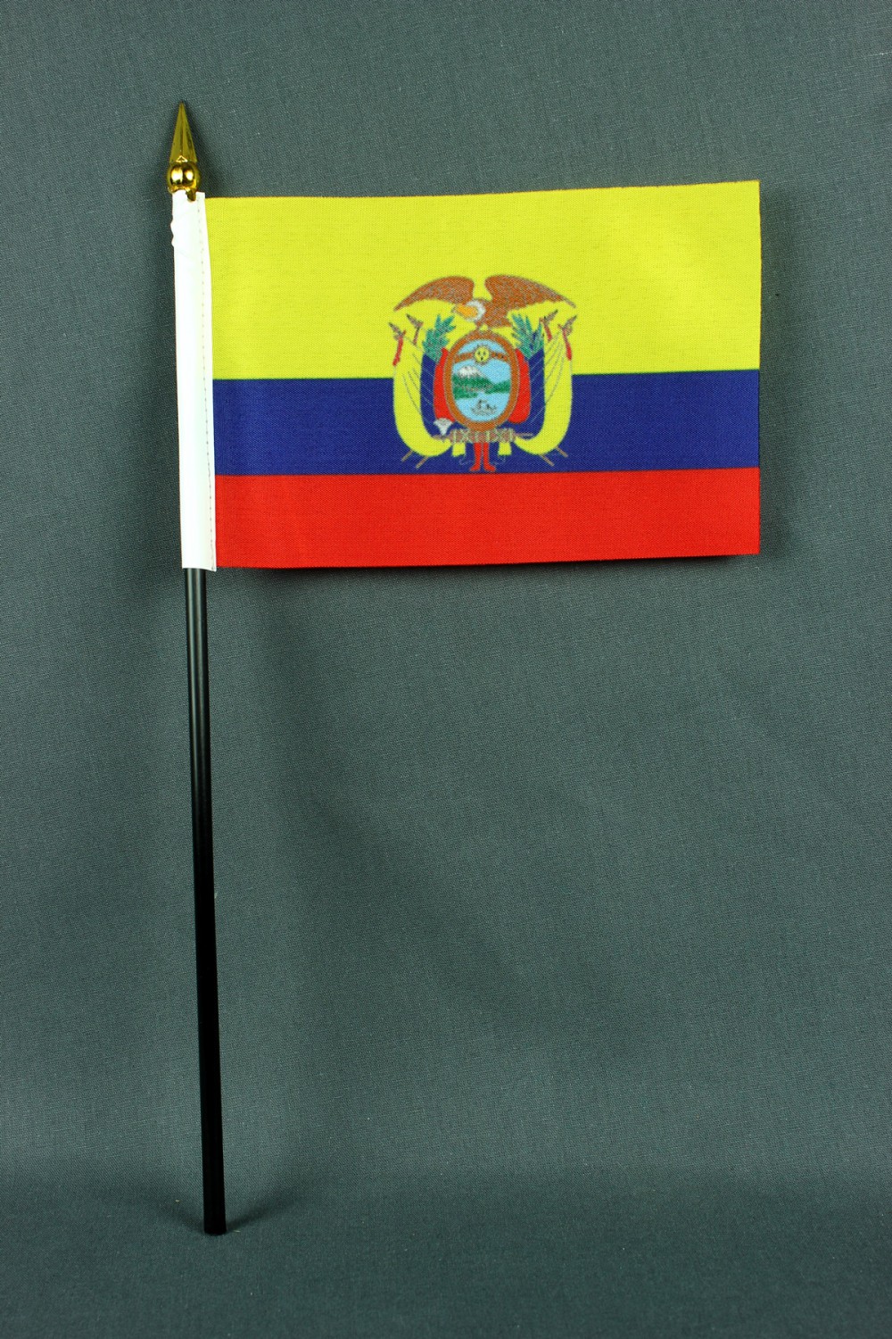 tischfahne-ecuador Kleine Tischflagge Ecuador 10x15 cm optional mit Tischfähnchenständer