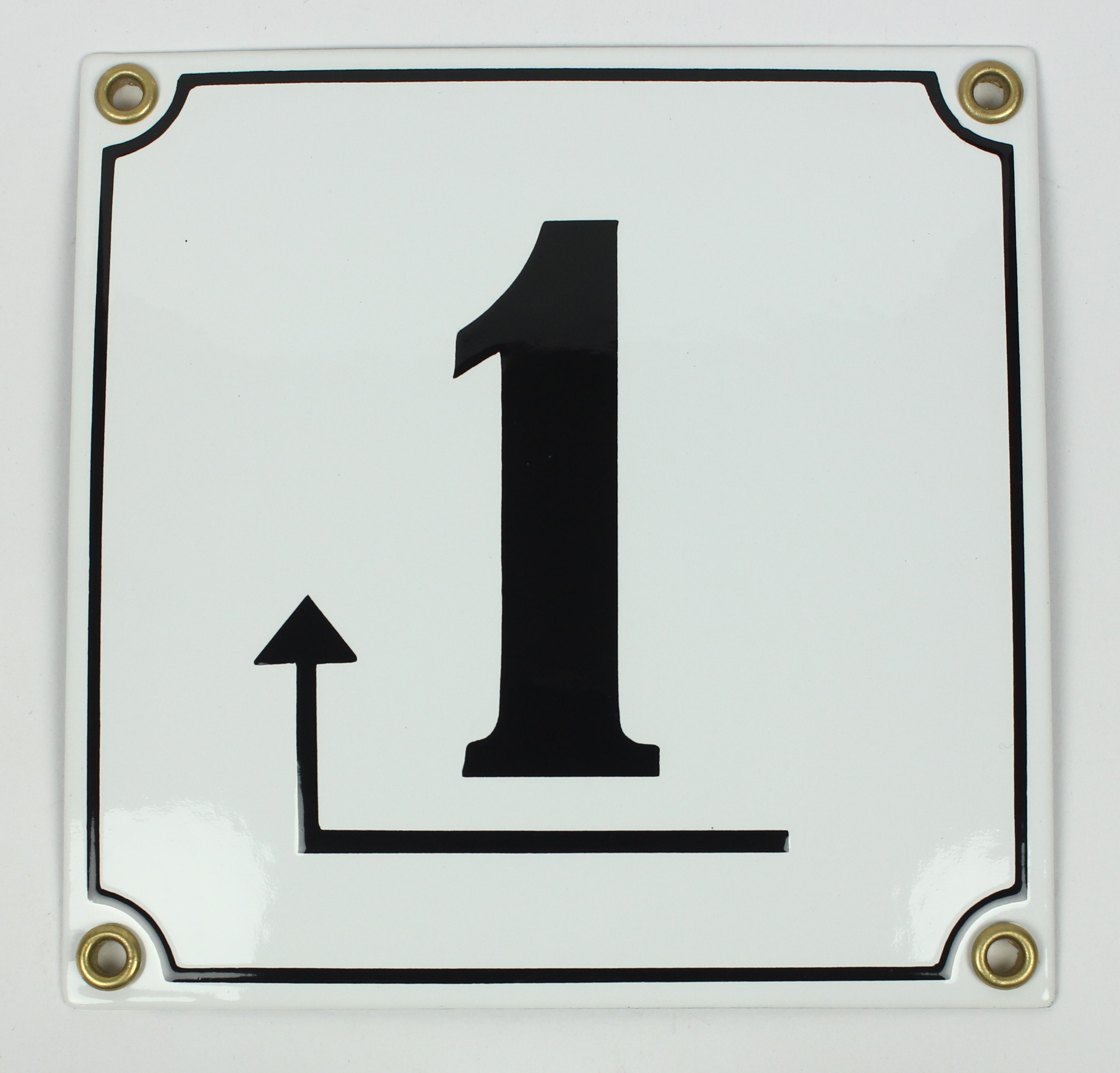 IMG_8567q47w18dBMUuWH Hausnummernschild 1 Pfeil links um die Ecke Clarendon 14x14 cm Emailleschild
