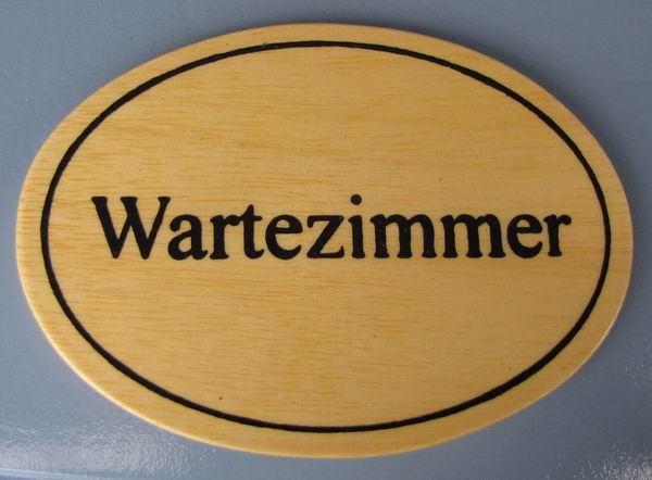 Ovales Holz - Türschild Wartezimmer 7x10 cm helles Holzschild