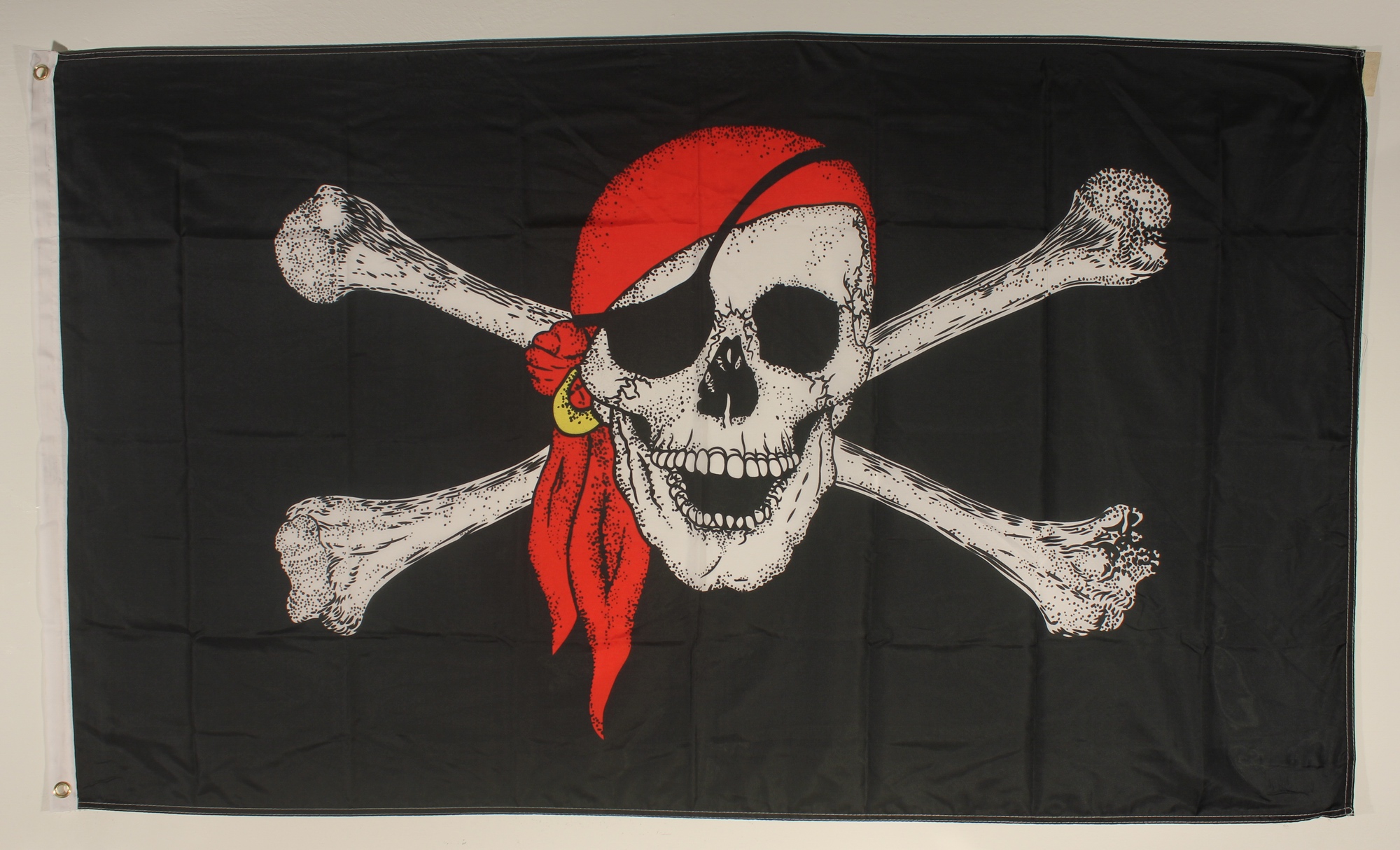 flagge-pirat-kopftuch-augenbinde Pirat mit Kopftuch Flagge Großformat 250 x 150 cm wetterfest