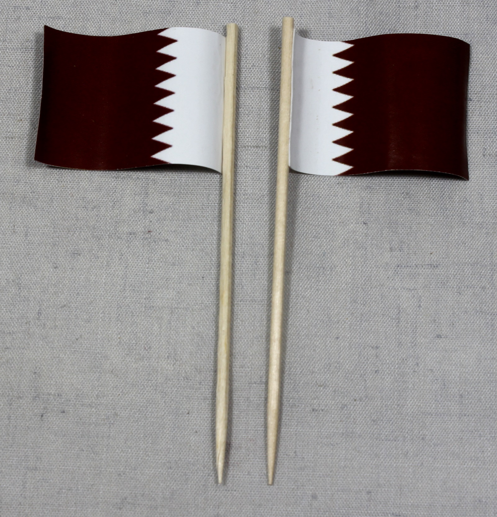 Party-Picker Flagge Katar Qatar Papierfähnchen in Spitzenqualität 50 Stück Beutel