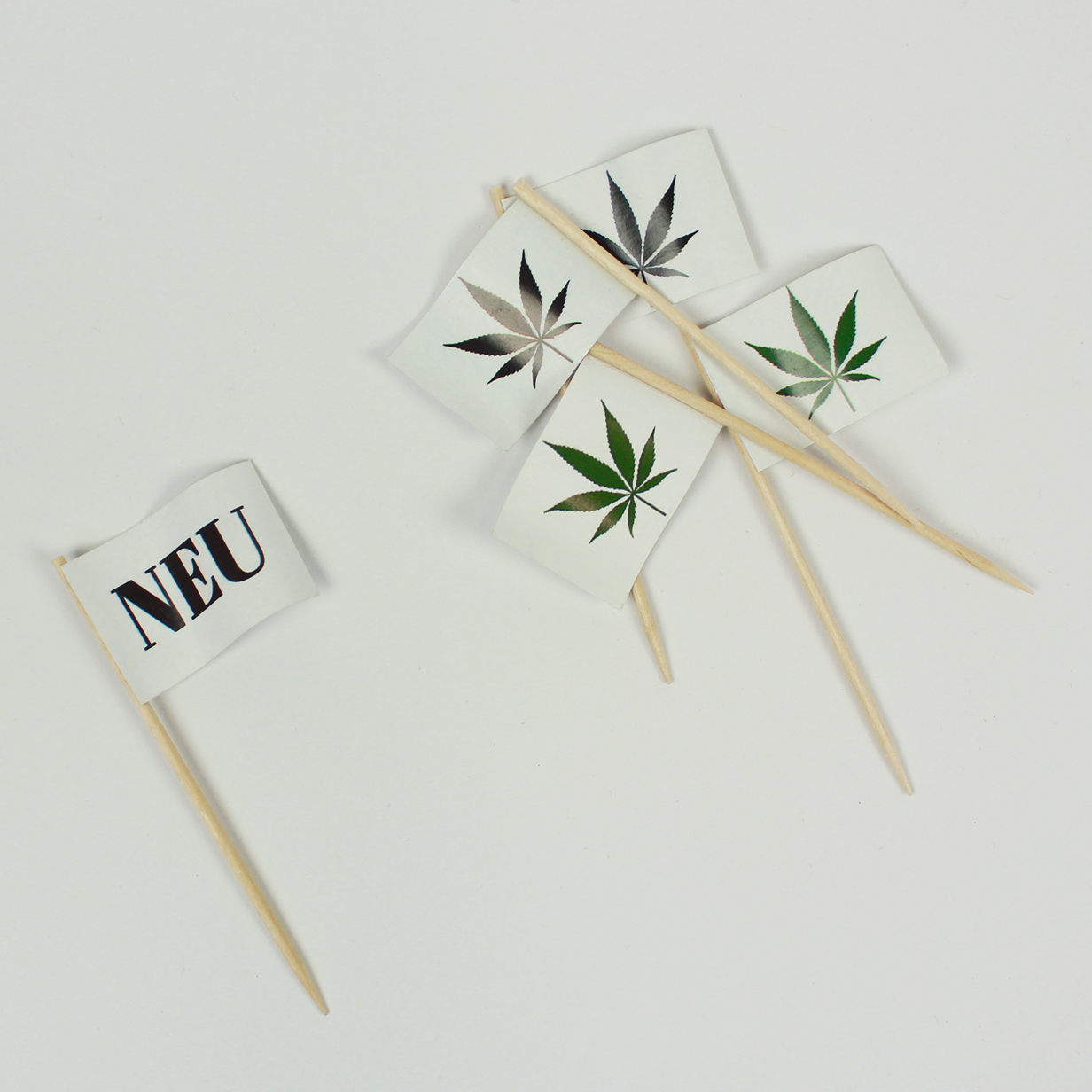 Hanfblatt-schwarz-gr-n