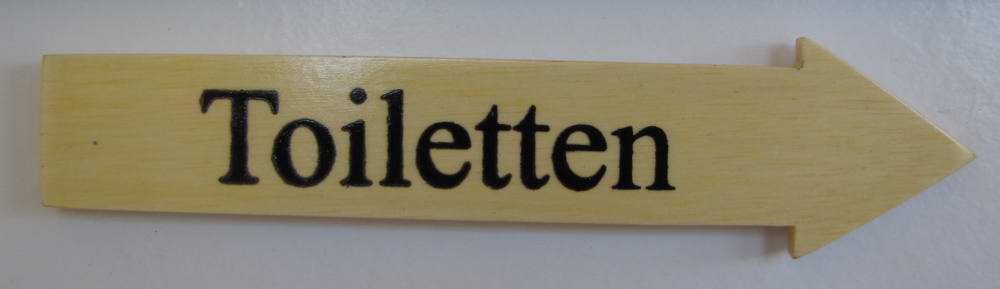 Türschild Toiletten helles Holz Pfeilform 3,5x15 cm