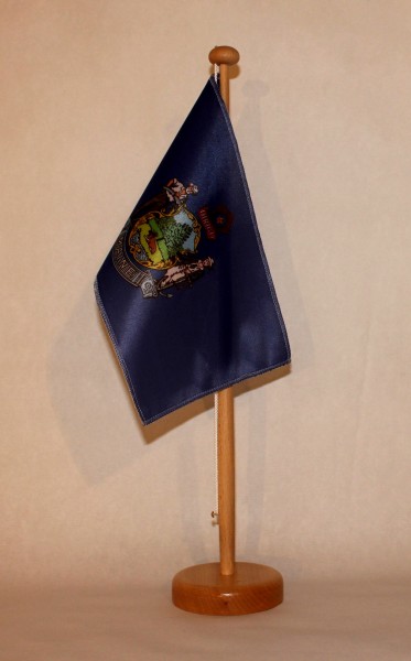 Tischflagge Maine USA Bundesstaat US State 25x15 cm optional mit Holz- oder Chromständer Tischfahne