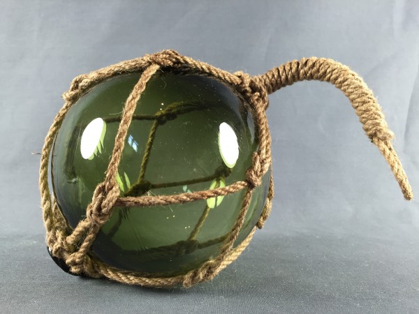 Deko Fischerkugel aus Glas grün 10 cm Tauwerk Netz