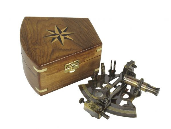 Sextant Messing antik mit Holzbox