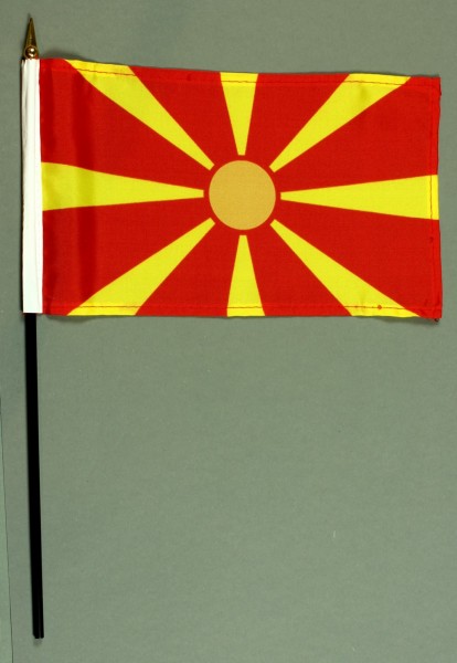 Tischflagge Mazedonien 15x25 cm BASIC optional mit Tischflaggenständer