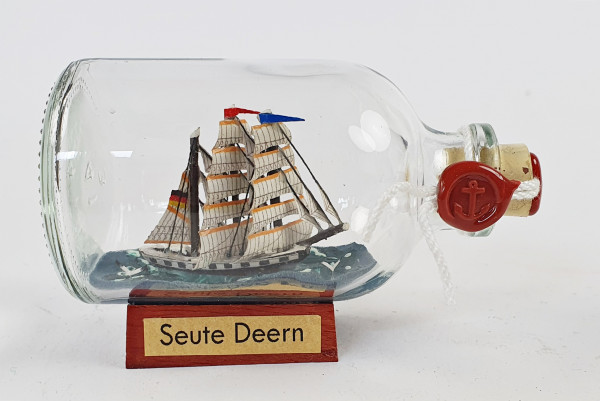 Seute Deern Mini Buddelschiff 50 ml ca. 7,2 x 4,5 cm Flaschenschiff